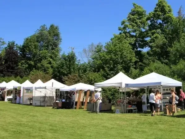 展示テントの用途